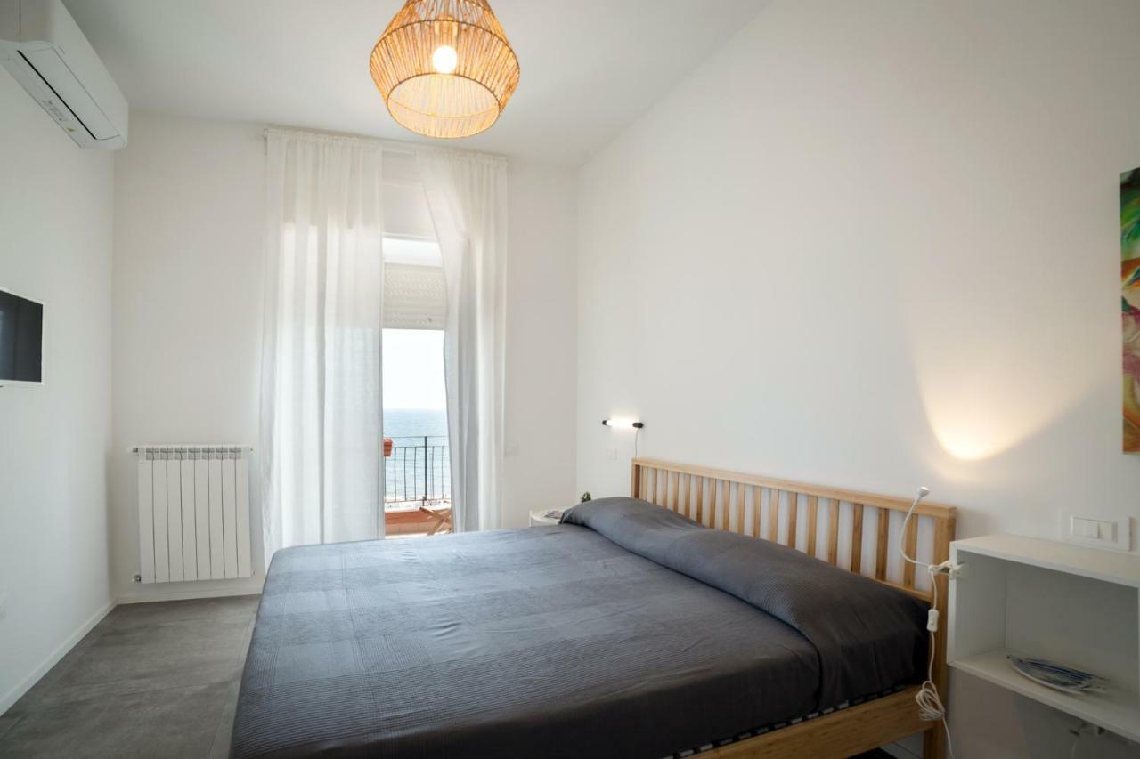 Salsedine Sea View Bed and Breakfast Salerno Eksteriør billede